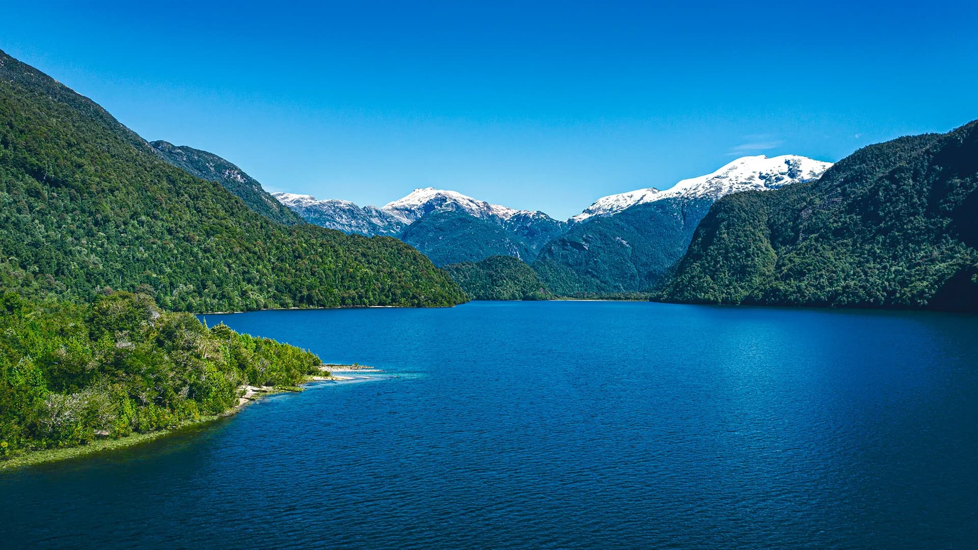 https://biosfera-austral-wp.test-3.soho.cl/wp-content/uploads/2024/12/Escondida-13-1_6_11zon.webp