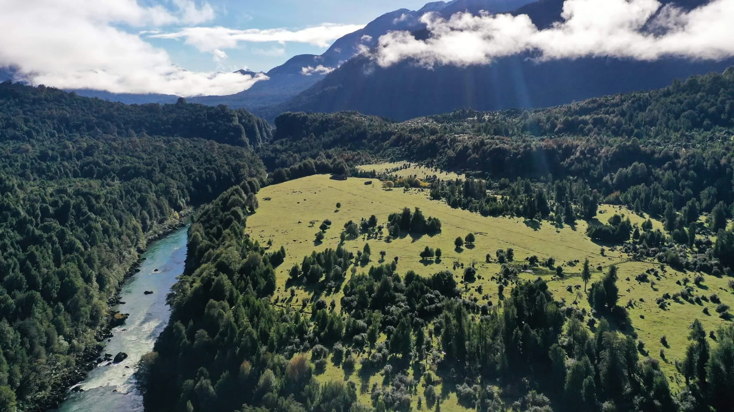 https://biosfera-austral-wp.test-3.soho.cl/wp-content/uploads/2024/12/image-7_8_11zon.webp